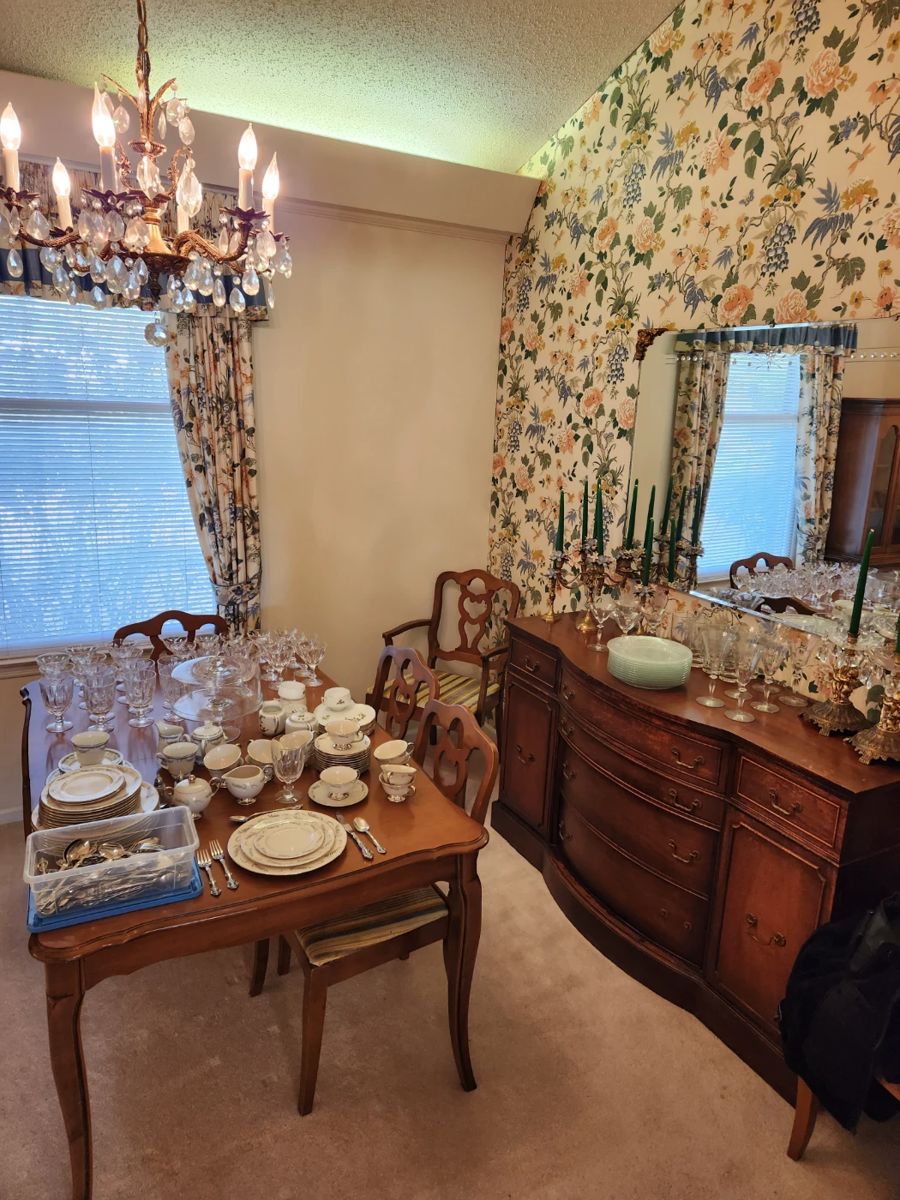 Treasure Memories Estate Sales in Dalton, GA starts on 1/27/2024