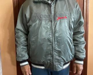 Rocawear XXL Vintage 2004’ish Jacket with the coveted terry cloth Logo and Red “Denim Co” I would describe as very close to new shape , The mannequin in the jacket is sold separately, he says that his stomach pooching out is a camera glitch