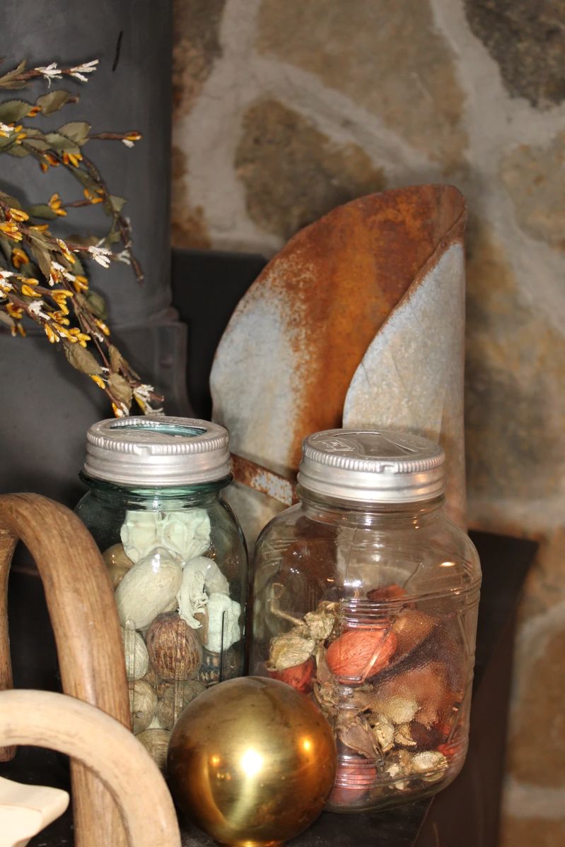 LOG CABIN ANTIQUES MURFREESBORO ESTATE SALE starts on 2/1/2024