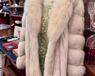 Stanley Brown Mid-Length Fox fur, 
