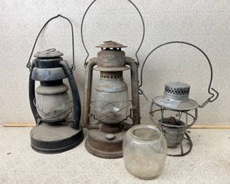 (3) Lanterns: Shapleigh Hardware Norleigh Diamond