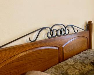 Thomasville king size bed frame, with like new Stearns & Foster Mattress set 