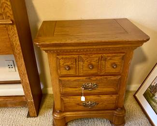 Rock City oak night stand 