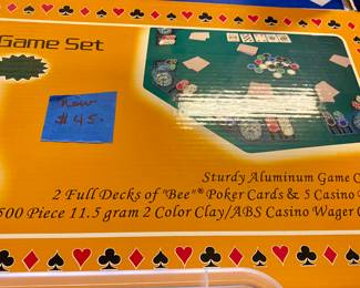 Poker game set with aluminum carrying case , new in box 