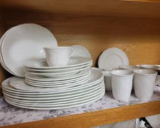 Wedgewood - Strawberry and Vine - England 