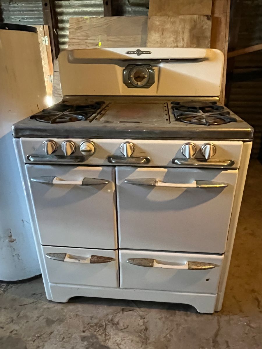 Thibodaux Estate Sale starts on 1/19/2024