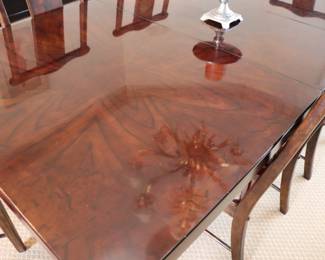 BERNHARDT FURNITURE Asian Chinoiserie Dinning Table with 8 Chairs