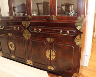 BERNHARDT FURNITURE Asian Chinoiserie China Cabinet