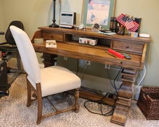 Harverty Wood desk with Chair
