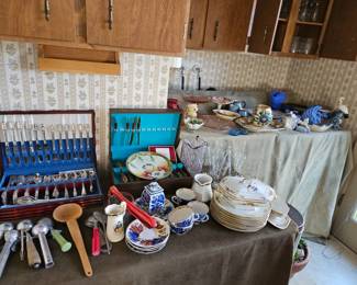 Collectible kitchenware and dishes.