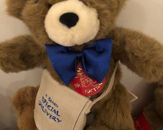 BUILD A BEAR FOR EMPLOYEE'S ONLY