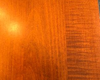 DETAIL OF TOP OF TABLE