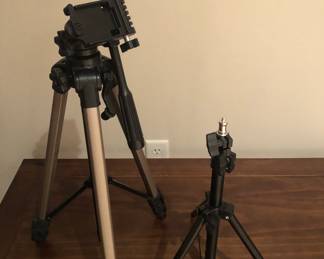 CAMERA STAND