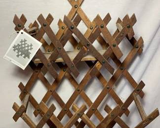 Lattice Wall Rack 