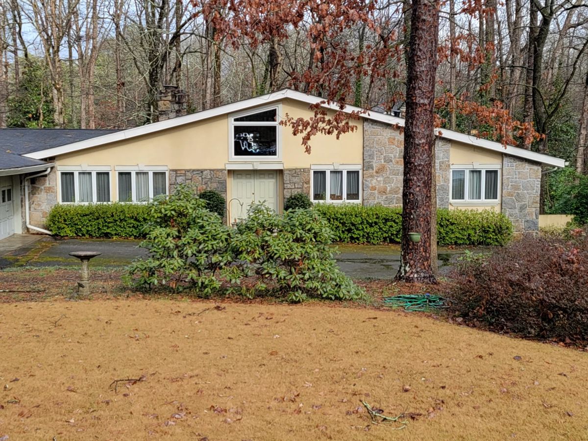 Mid century Lawrenceville estate sale/50... starts on 1/18/2024