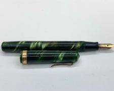 Rare Tiny Eversharp Mini Green Pearl Fountain Pen
