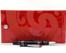 Black Delta We 17 Italian LE Fountain Pen
