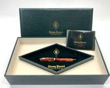 Conway Stewart   Fountain Pen w/ Original Box
