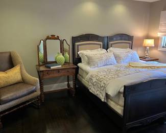 King Bedroom Overview