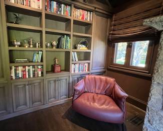 Modern Leather Chair (pr)