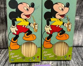 Mickey mouse sunshine straws