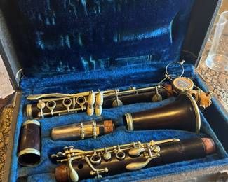 Vintage Paris Clarinet in carrying case