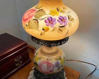 Vintage Gone with the Wind Parlor Lamp