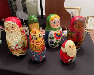 Vintage Russian nesting people
