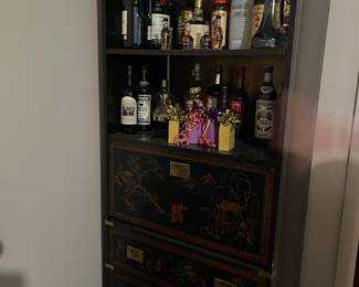 Bar , great storage 