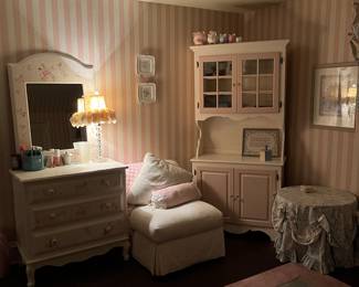 Girls bedroom sets (painted) & vintage set 