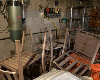 Outdoor chairs with matching table 