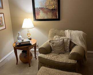 Arm chair /ottoman , 