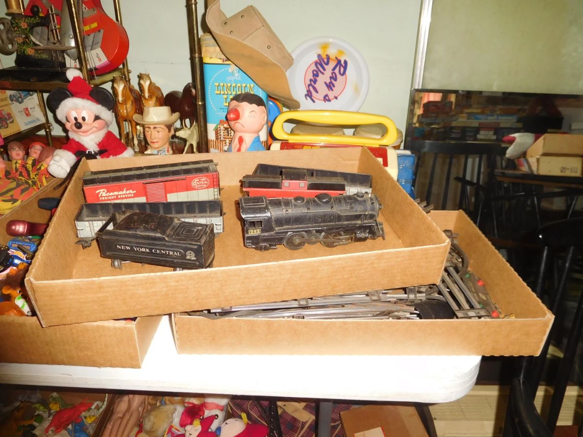 Linda's Estate Sales in Sandusky, OH starts on 1/13/2024