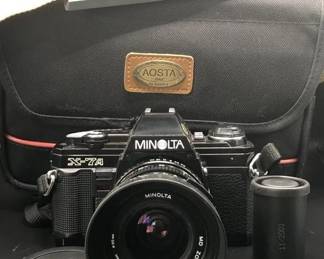 Minolta Camera w case and lens