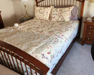 King bedroom set by Thomasville: King bed w wooden head/footboard & siderails,  1 nightstand, 1 long dresser w mirror and 1 tall dresser