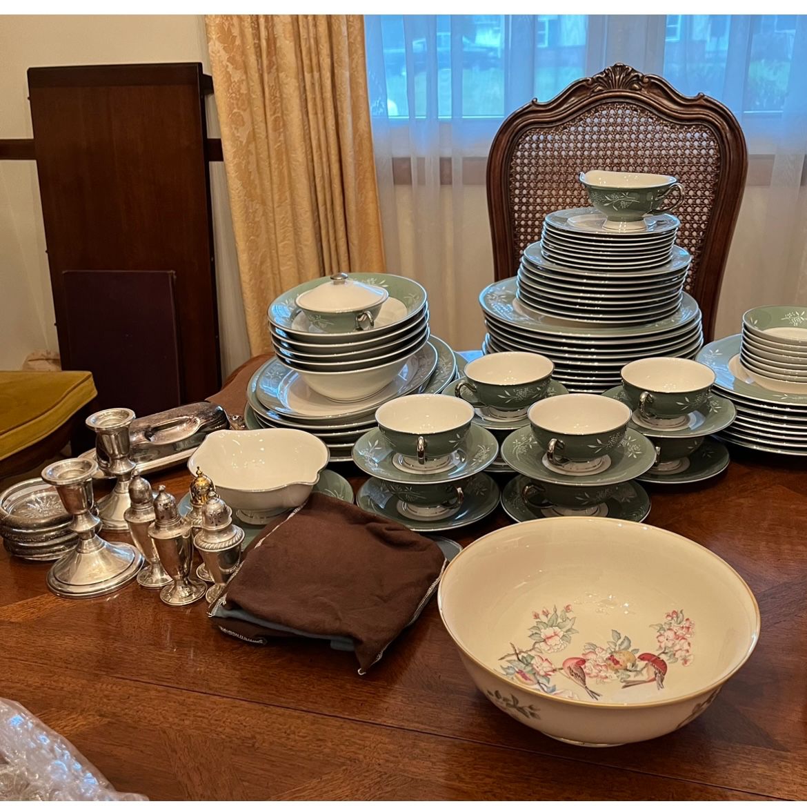 ATTIC ADDICTS ESTATE SALE in Whitesboro, NY starts on 1/12/2024