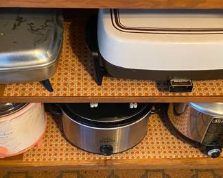 Crock Pots and Assorted Kitchen Items