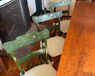 19C Fancy Paint Chrs