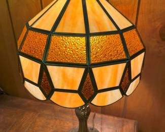 71 Vintage Stained Glass Table Lampmin