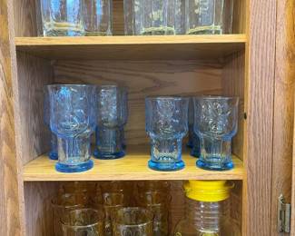 71 Vintage Iridescent Glasswaremin