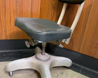 71 Art Metal Construction Co. Aluminum Correct Seating X4min