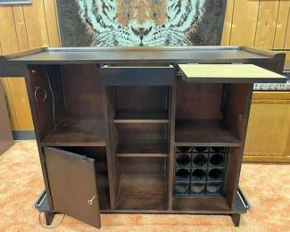 71 Vintage Lane Bar Back Detailmin