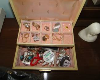 Small amount jewelry
