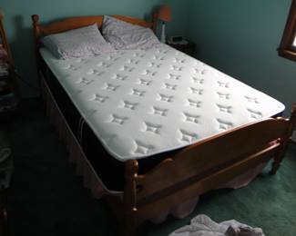 Coolvie Full Size mattress Bed (new mattress)