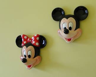 Mickey and Minnie wall hangings