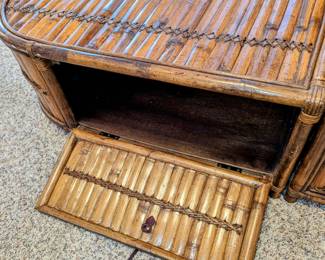 Hidden Storage compartment in side of Chaise Lounge - great for blankets or pillow!