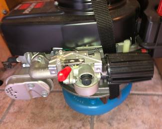 BRAND NEW UNUSED LARGE WATER PUMP WITH ORIGINAL BOX & MANUAL 