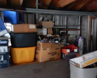 Garage - not sure what's in here yet!!