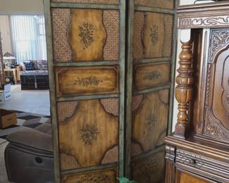 Gorgeous 4 panel wood privacy screen