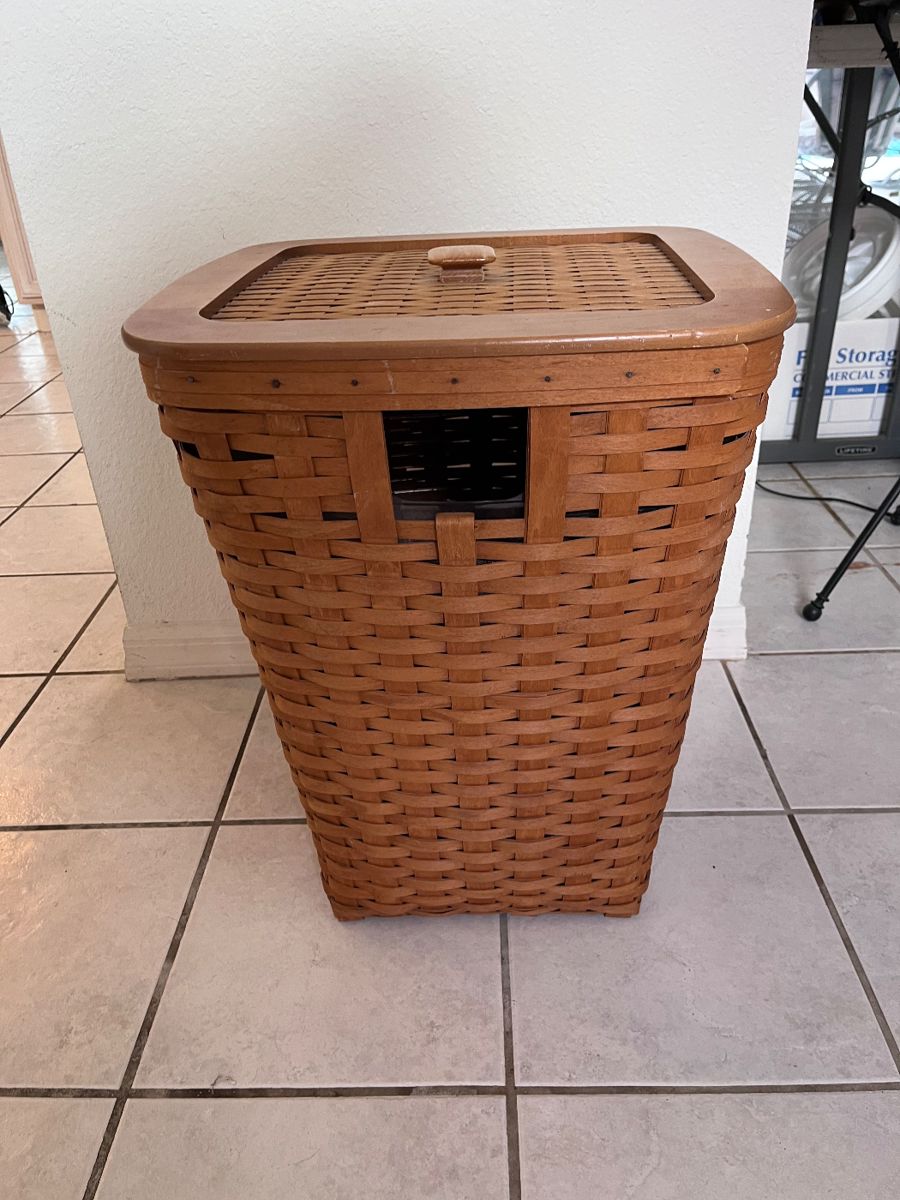 Estate Sale hodgepodge by Smooth Saleing... starts on 1/12/2024